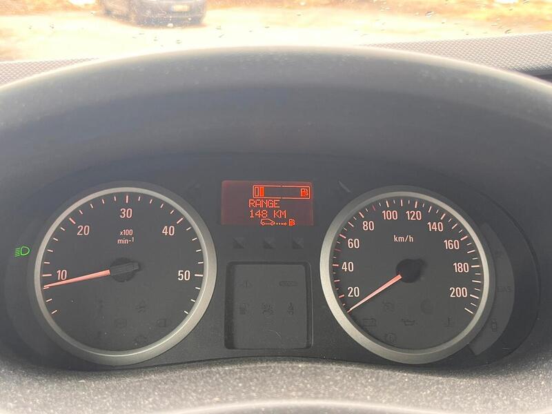 Opel Vivaro vaihtoauto