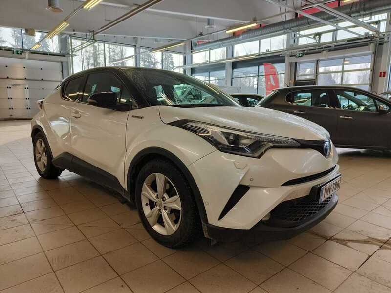 Toyota C-HR vaihtoauto