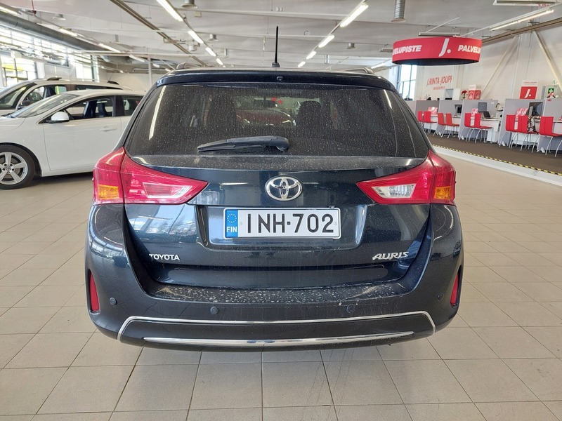 Toyota Auris vaihtoauto
