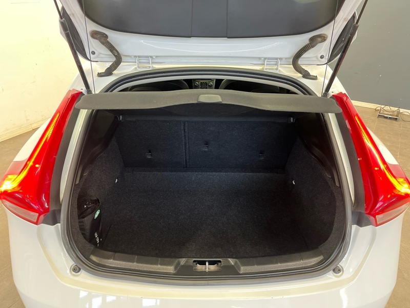 Volvo V40 vaihtoauto