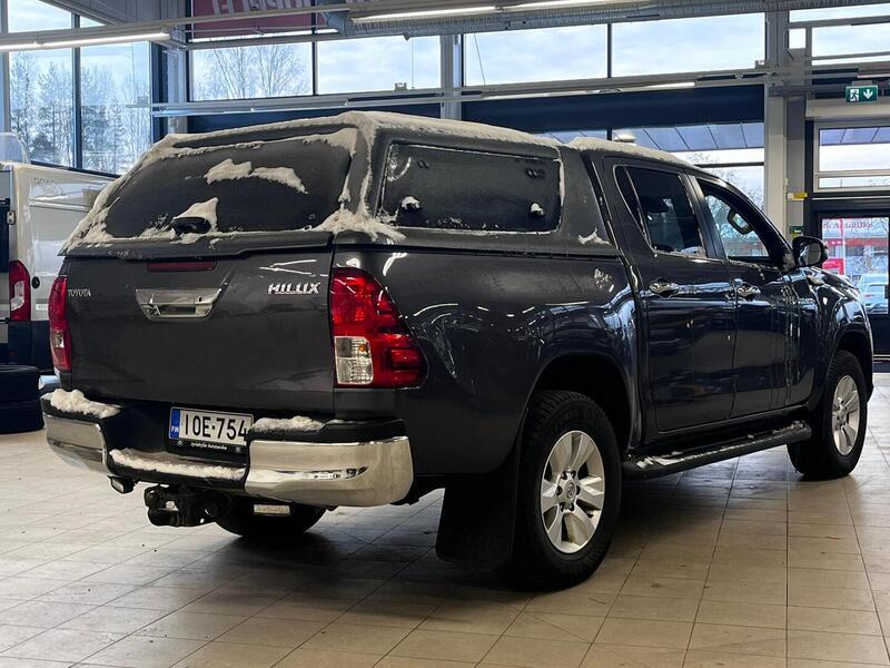 Toyota Hilux vaihtoauto