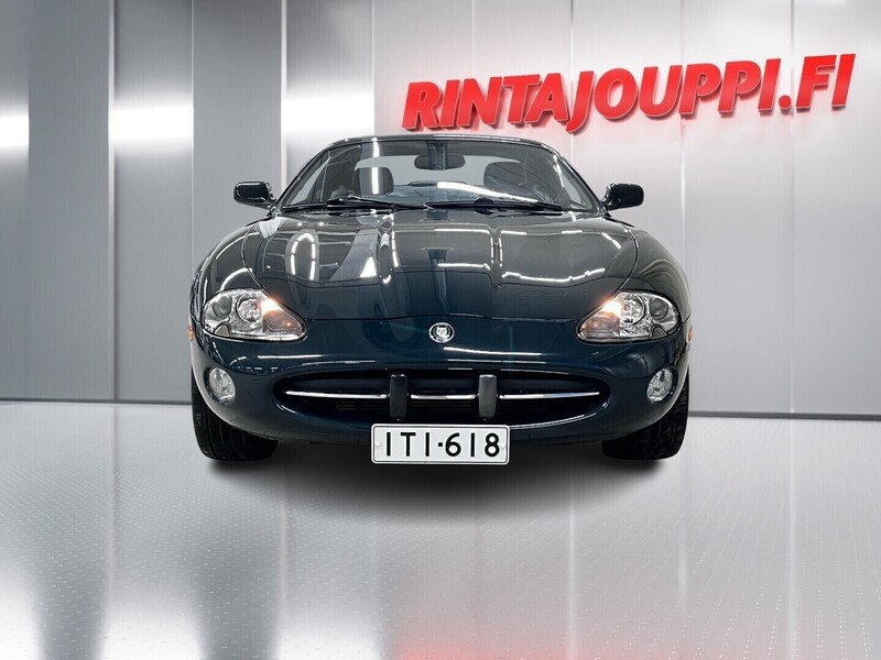 Jaguar XK8 vaihtoauto