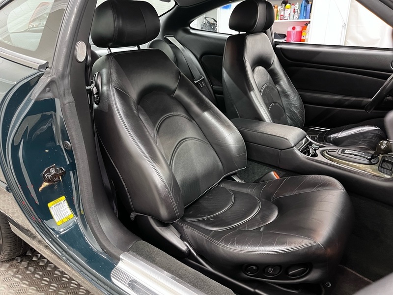 Jaguar XK8 vaihtoauto