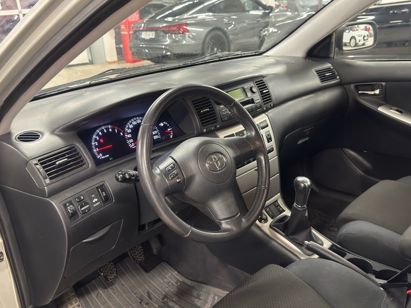 Toyota Corolla vaihtoauto