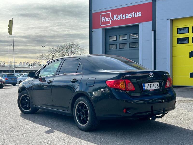 Toyota Corolla vaihtoauto