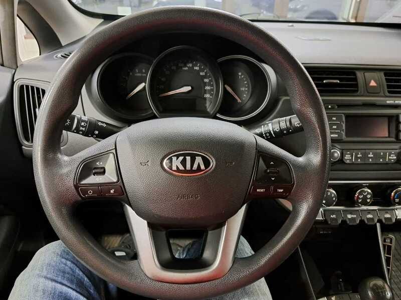 Kia Rio vaihtoauto