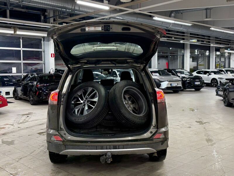 Toyota RAV4 vaihtoauto