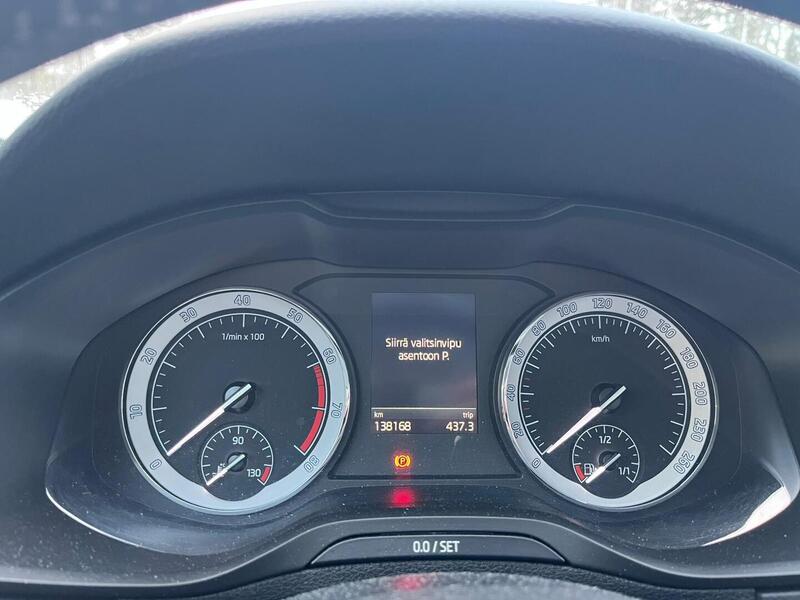 Skoda Karoq vaihtoauto