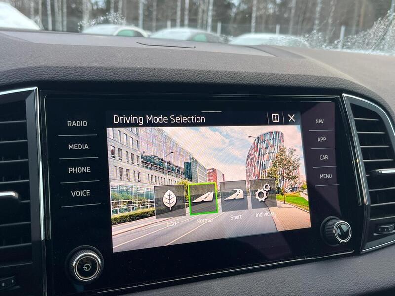 Skoda Karoq vaihtoauto