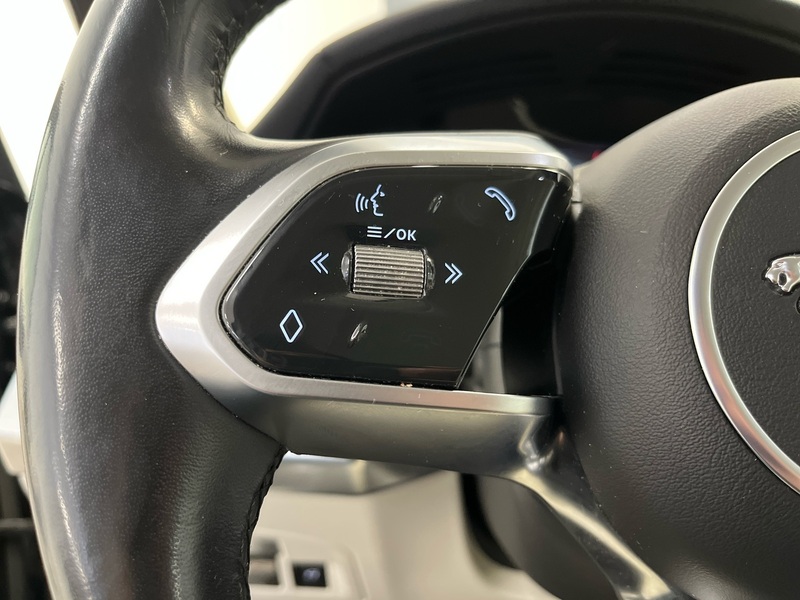 Jaguar I-PACE vaihtoauto