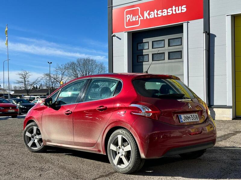 Peugeot 208 vaihtoauto