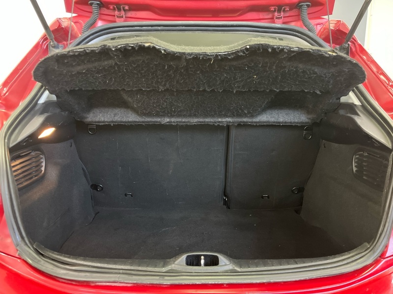 Peugeot 208 vaihtoauto