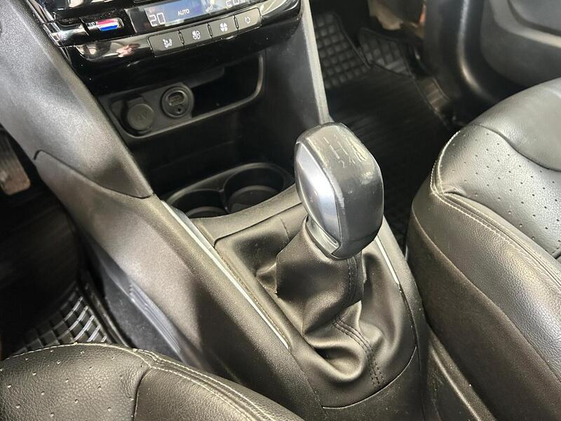 Peugeot 208 vaihtoauto