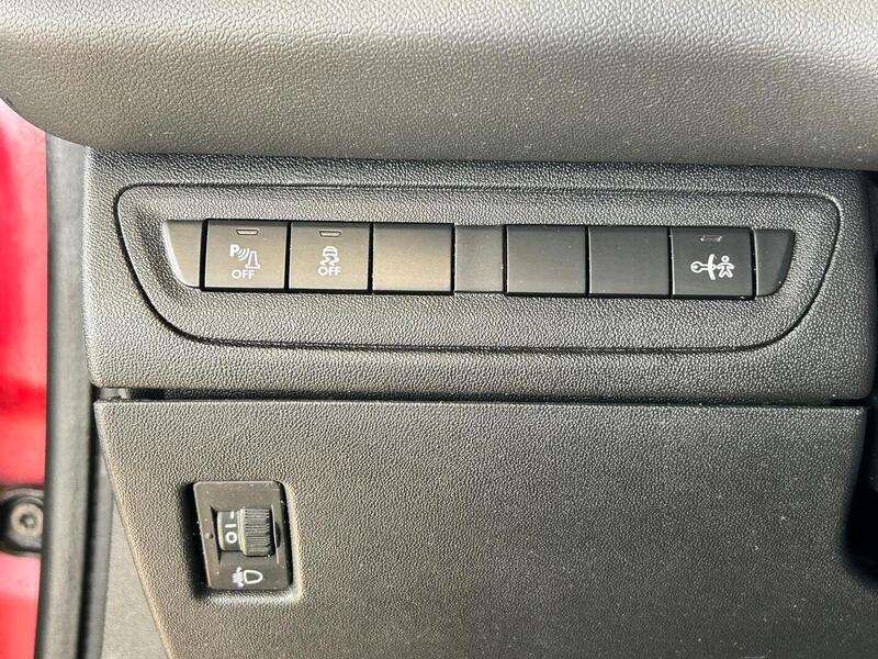 Peugeot 208 vaihtoauto