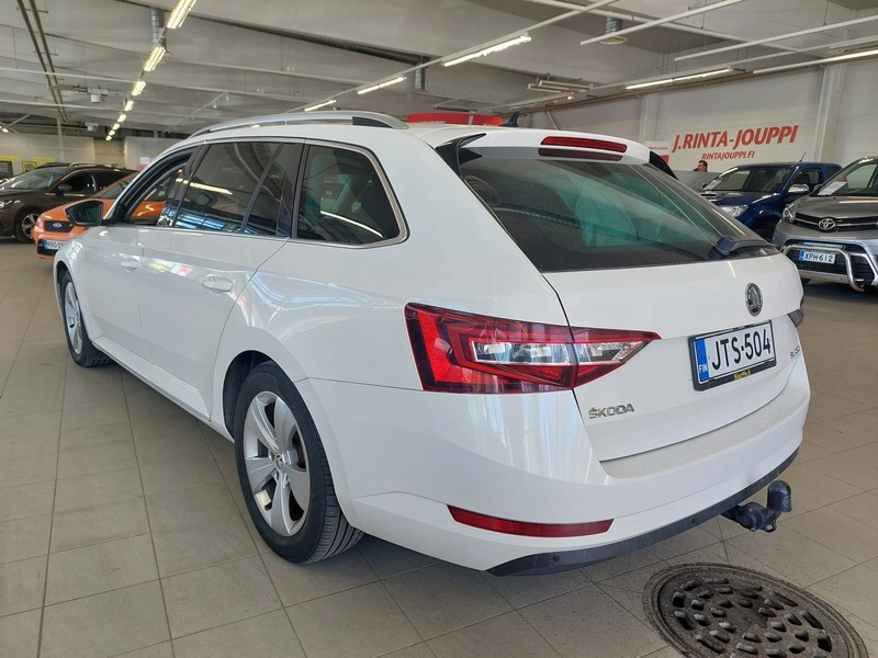 Skoda Superb vaihtoauto