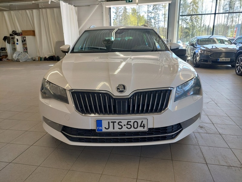 Skoda Superb vaihtoauto