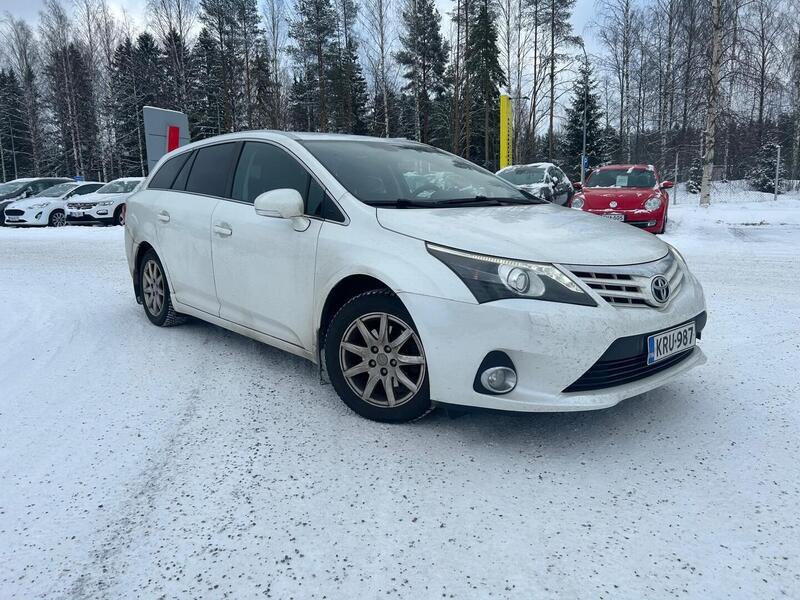 Toyota Avensis vaihtoauto