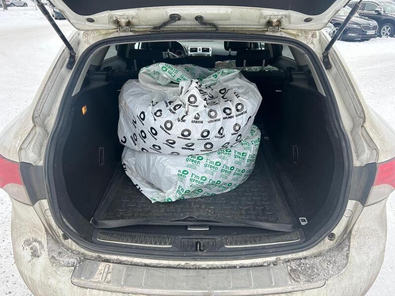 Toyota Avensis vaihtoauto