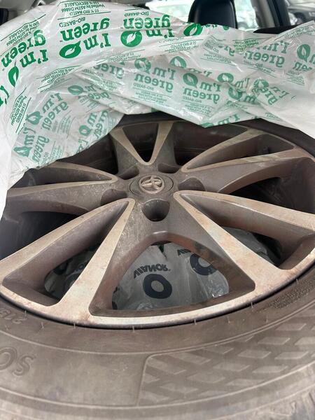 Toyota Avensis vaihtoauto