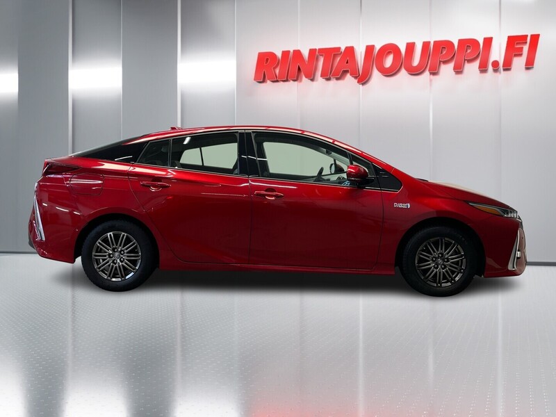 Toyota Prius Plug-in vaihtoauto