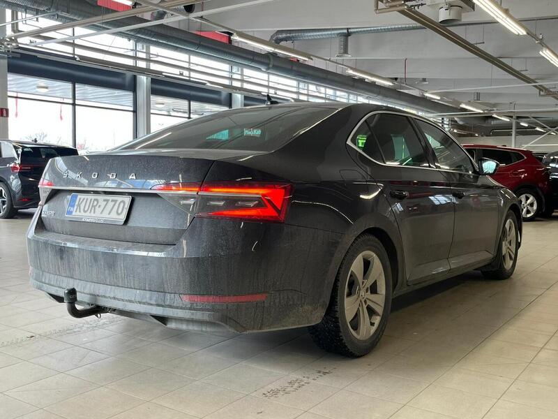 Skoda Superb vaihtoauto