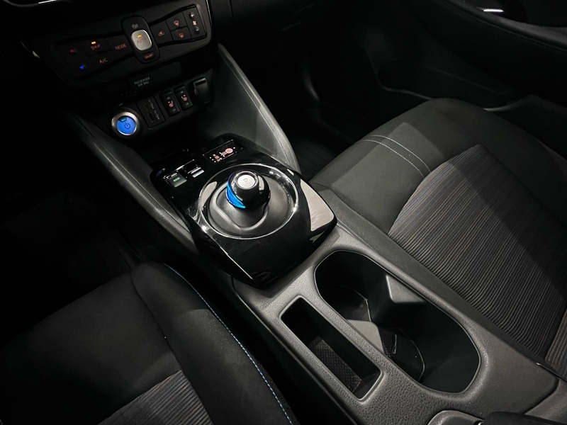 Nissan Leaf vaihtoauto