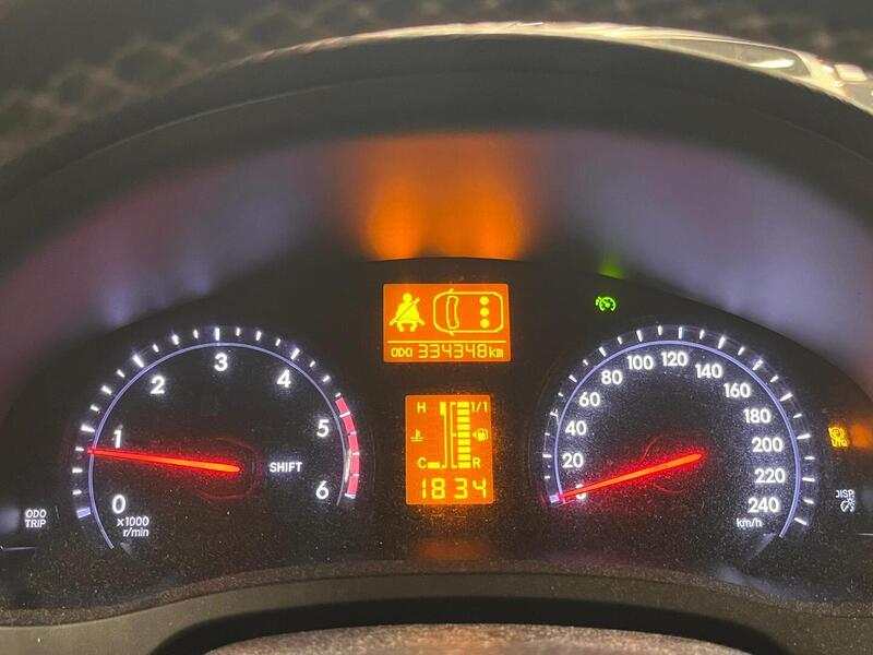 Toyota Avensis vaihtoauto