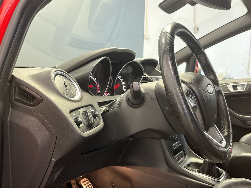 Ford Fiesta vaihtoauto