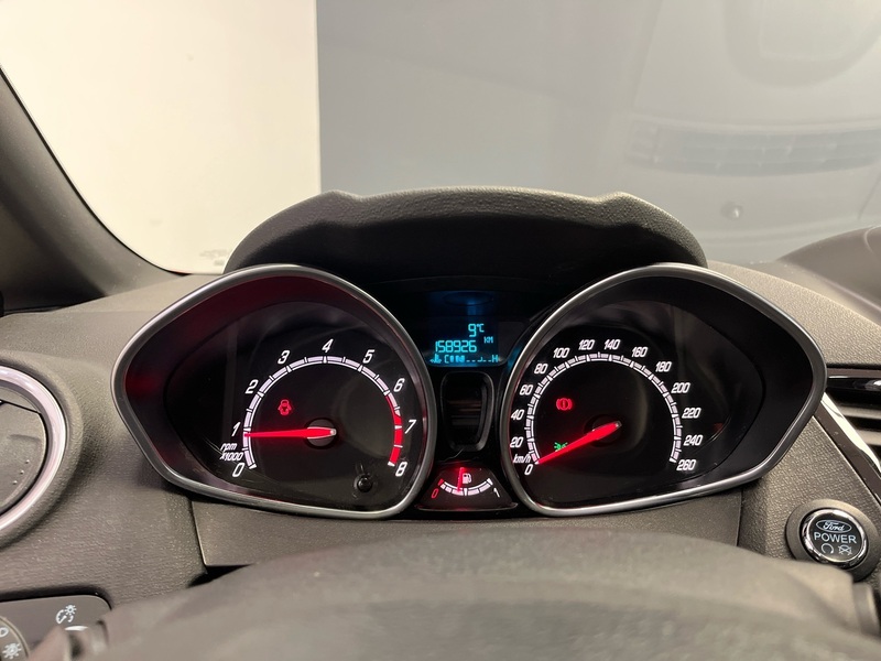 Ford Fiesta vaihtoauto