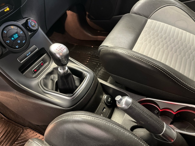 Ford Fiesta vaihtoauto