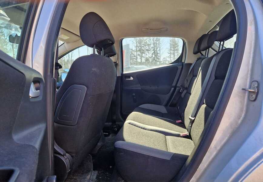 Peugeot 207 vaihtoauto