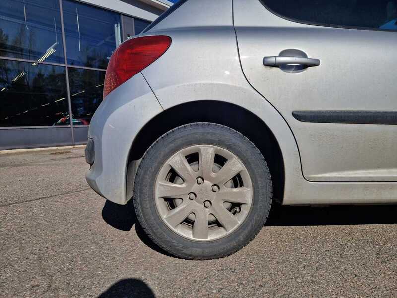 Peugeot 207 vaihtoauto