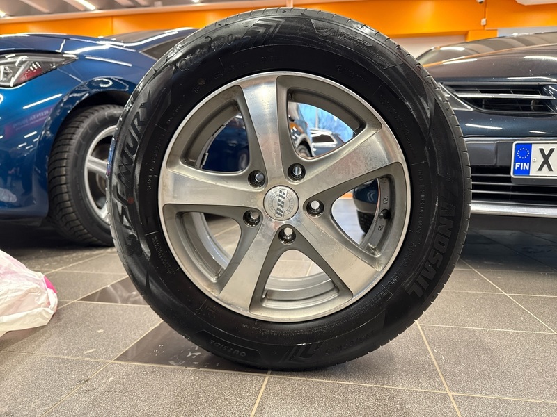 Hyundai i30 Hatchback vaihtoauto