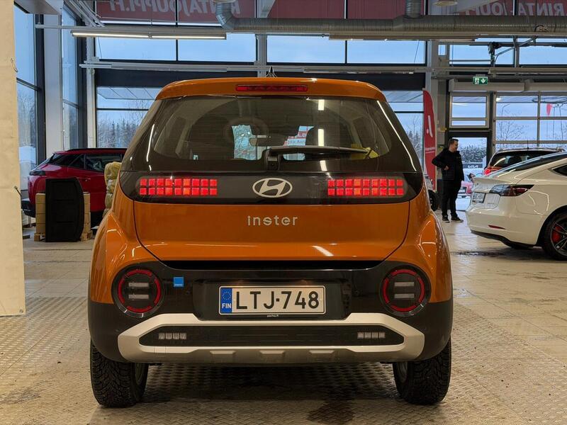 Hyundai INSTER vaihtoauto