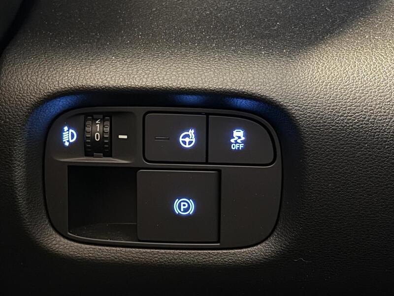 Hyundai INSTER vaihtoauto