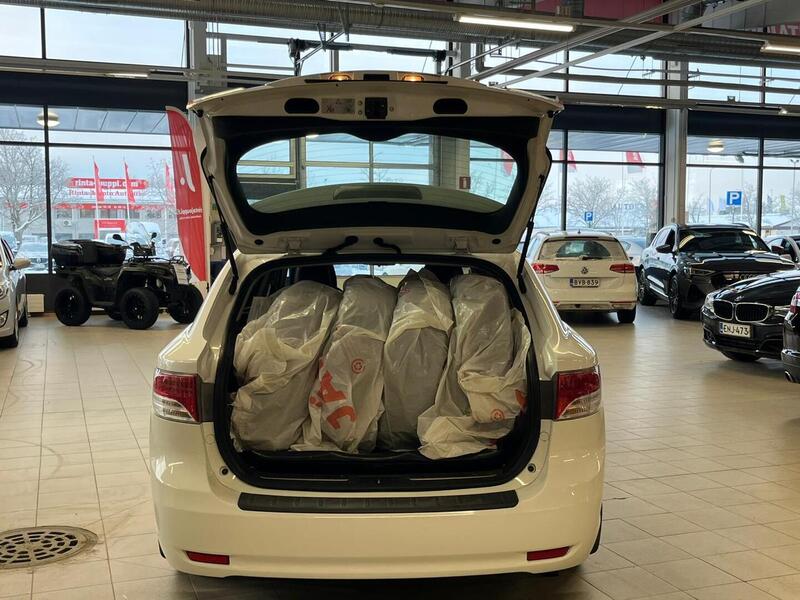 Toyota Avensis vaihtoauto