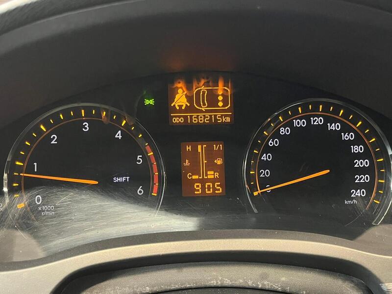 Toyota Avensis vaihtoauto