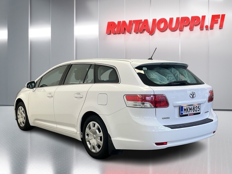 Toyota Avensis vaihtoauto