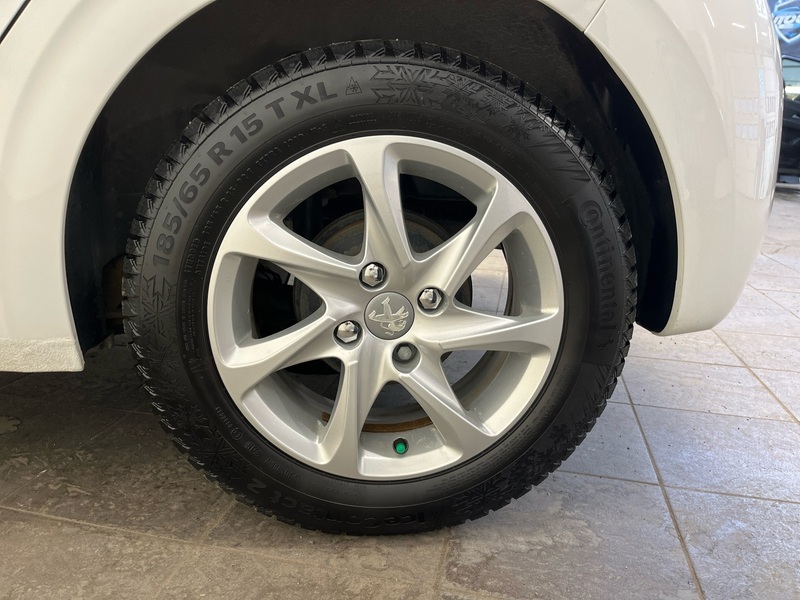 Peugeot 208 vaihtoauto