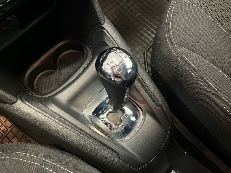 Peugeot 208 vaihtoauto