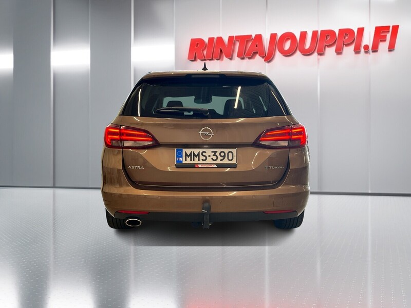 Opel Astra vaihtoauto