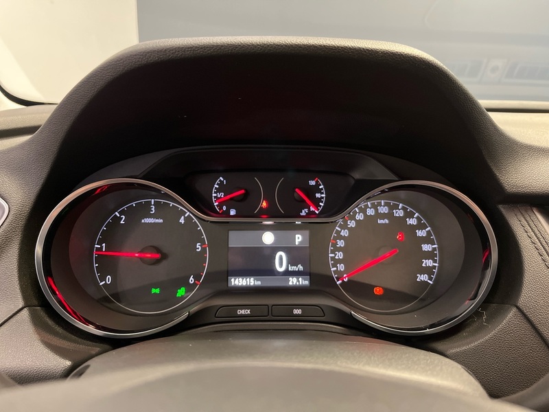 Opel Grandland X vaihtoauto