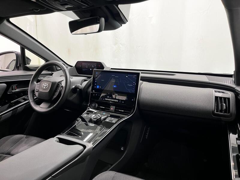 Toyota bZ4X vaihtoauto