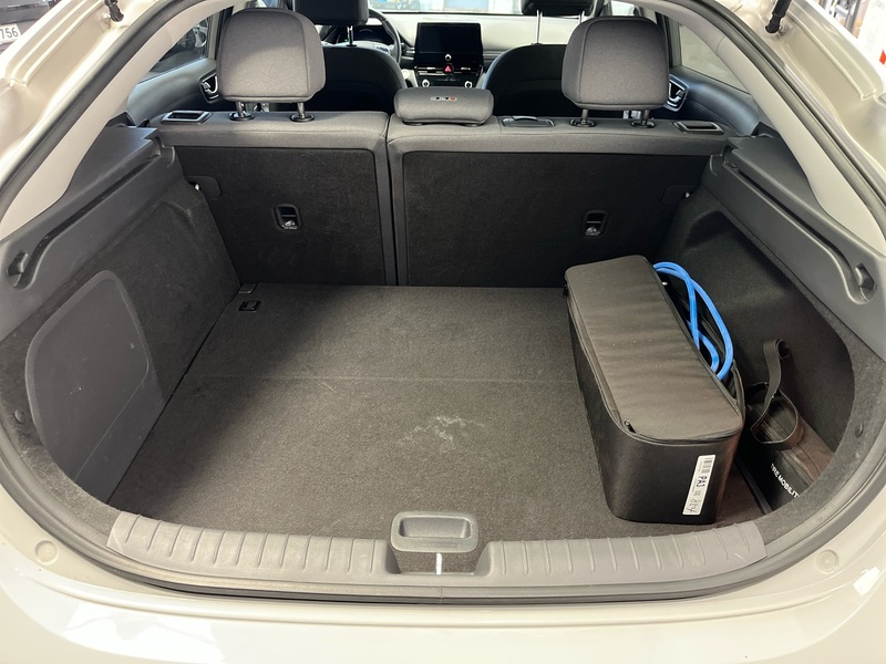 Hyundai IONIQ electric vaihtoauto