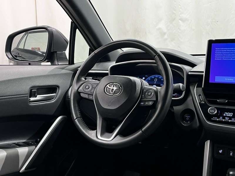 Toyota Corolla Cross vaihtoauto