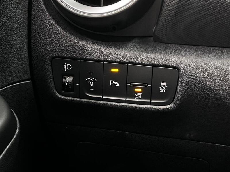 Hyundai Kona vaihtoauto