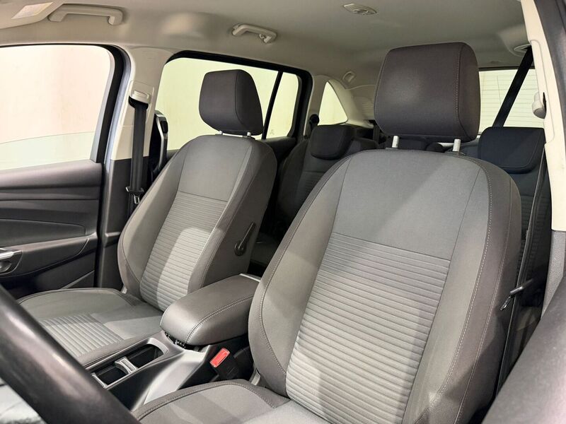 Ford C-MAX vaihtoauto