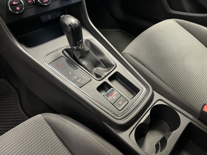 SEAT Leon ST vaihtoauto