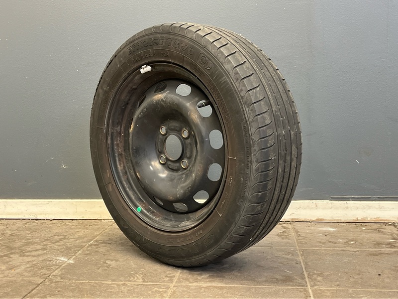 Ford Tourneo Courier vaihtoauto