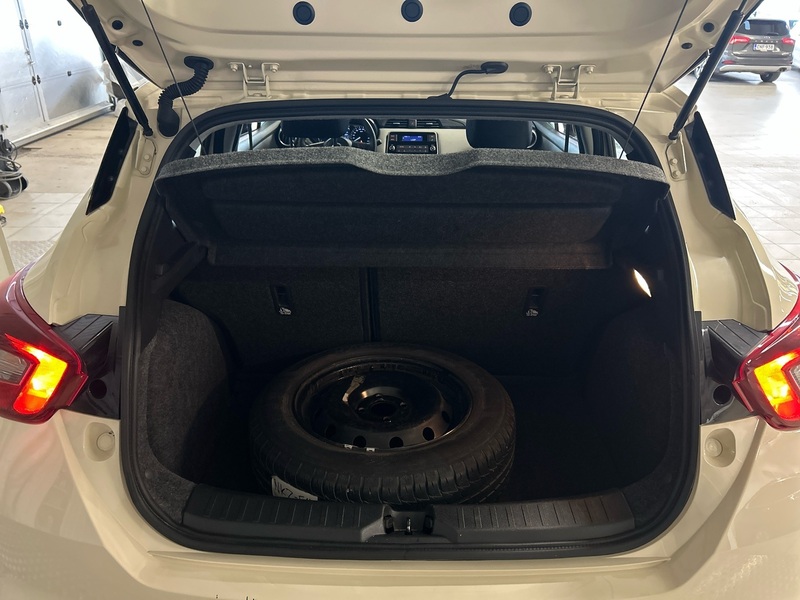 Nissan Micra vaihtoauto